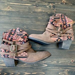 Women’s Aztec booties